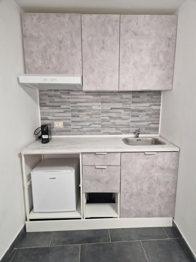 Caterina Apartment Napoli Bagian luar foto